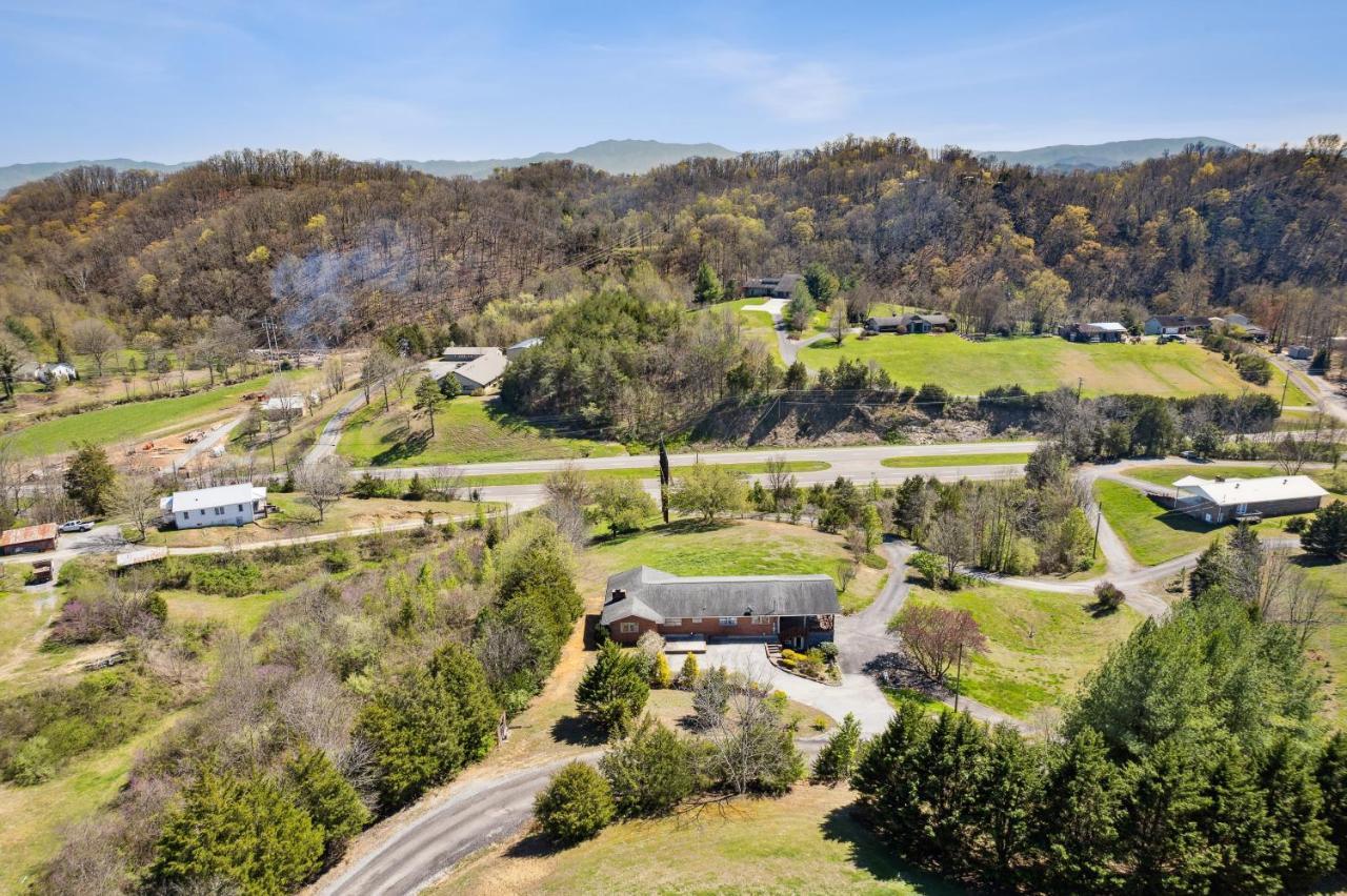 Modern Rustic Countryside Downstairs Guesthouse Sevierville Buitenkant foto