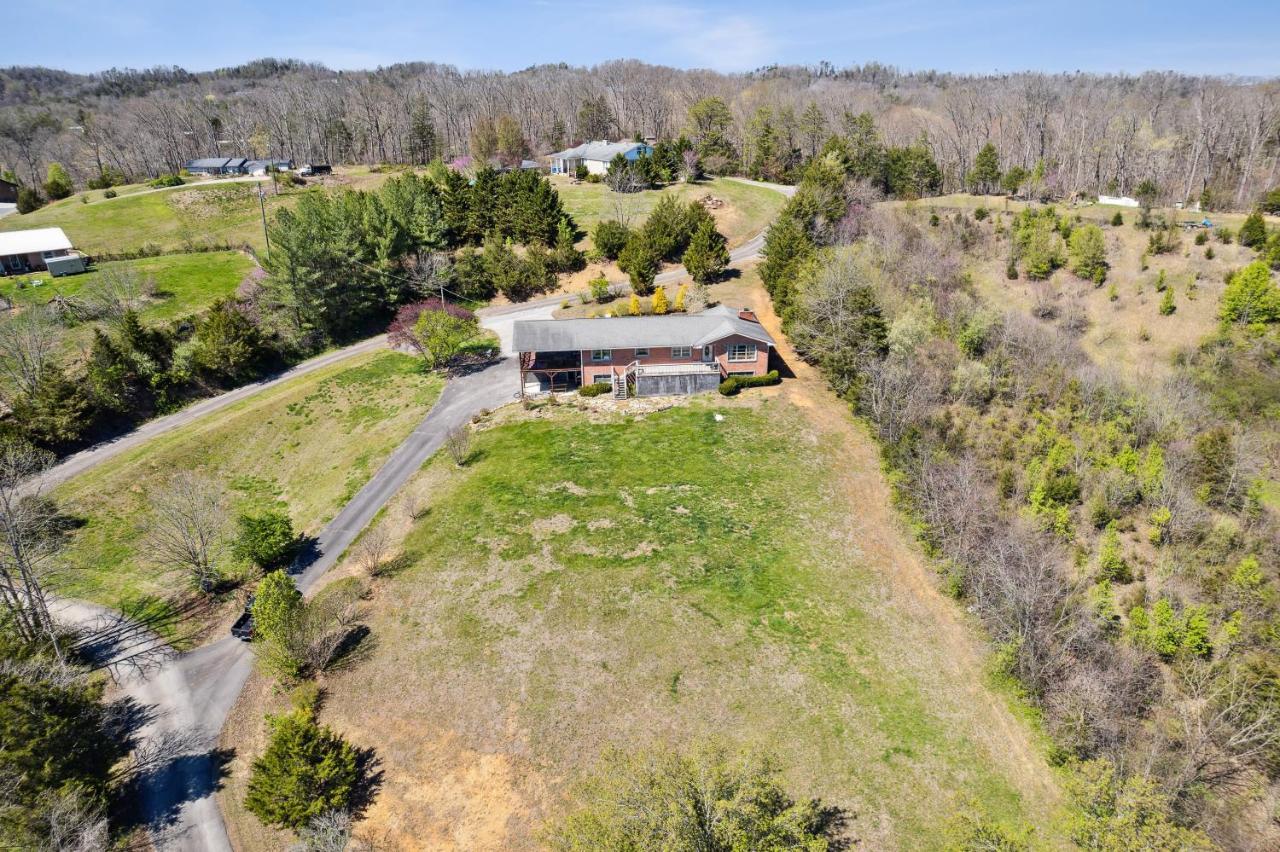 Modern Rustic Countryside Downstairs Guesthouse Sevierville Buitenkant foto